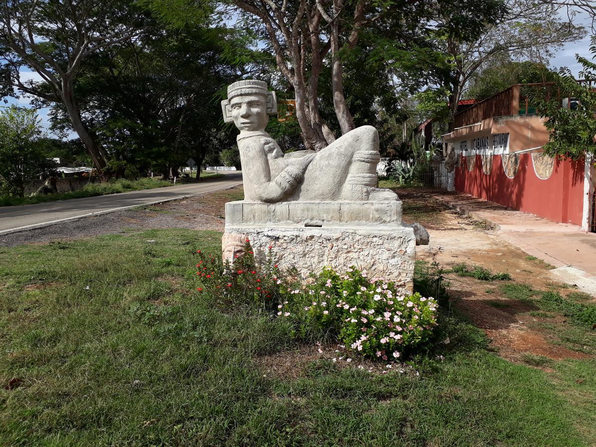 El Chac Mool Bed & Breakfast Santa Elena Dış mekan fotoğraf