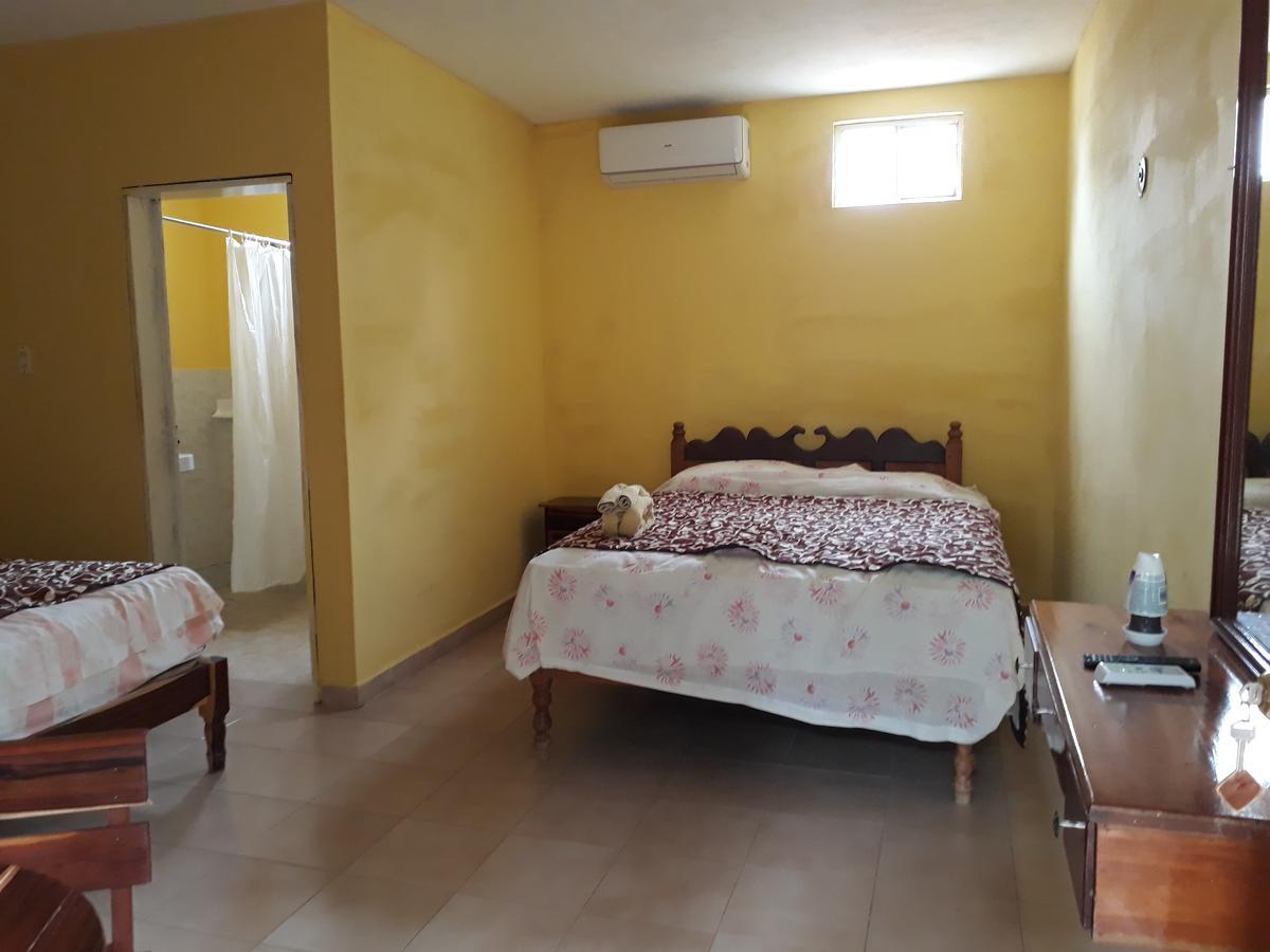 El Chac Mool Bed & Breakfast Santa Elena Dış mekan fotoğraf