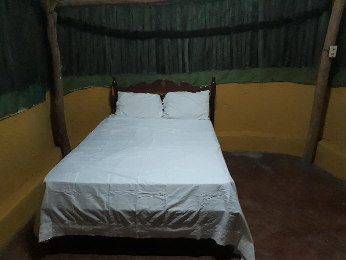 El Chac Mool Bed & Breakfast Santa Elena Dış mekan fotoğraf