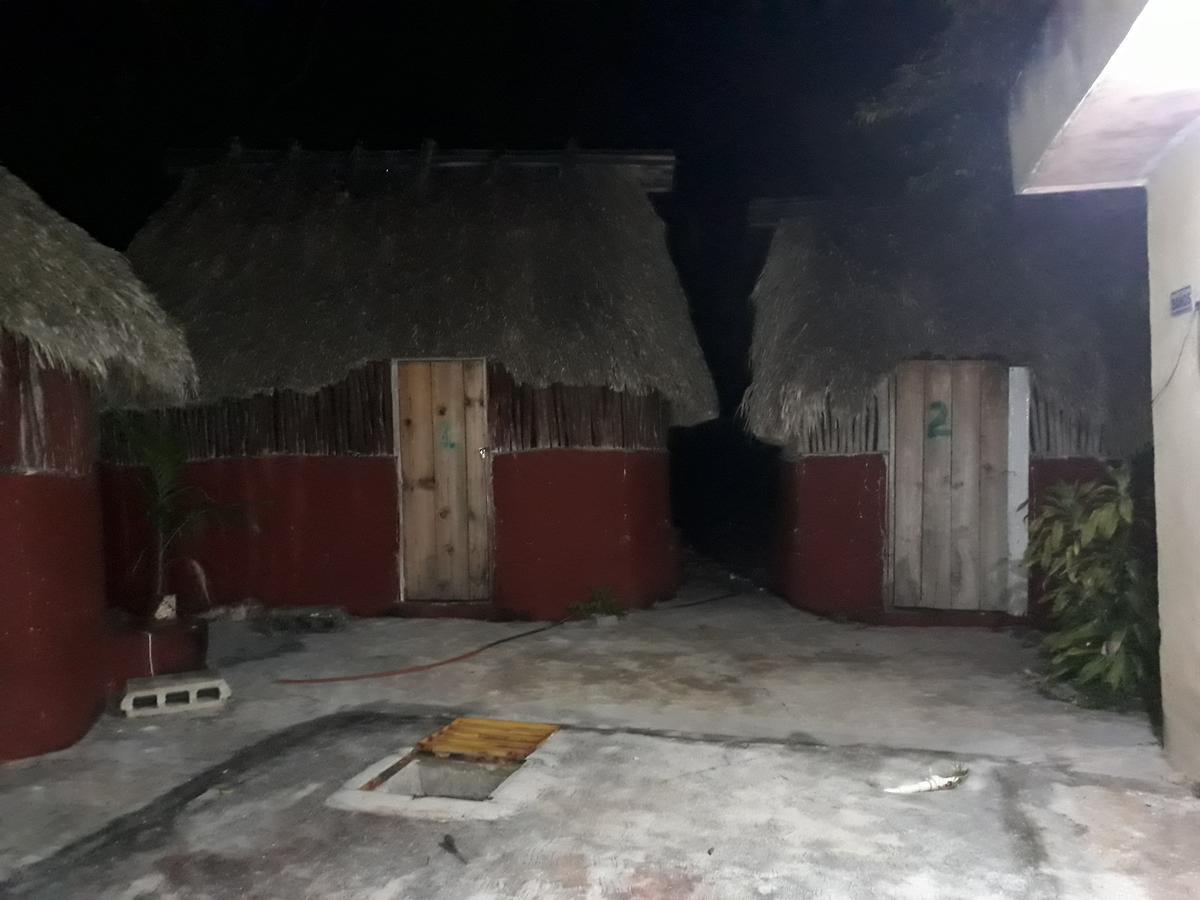 El Chac Mool Bed & Breakfast Santa Elena Dış mekan fotoğraf