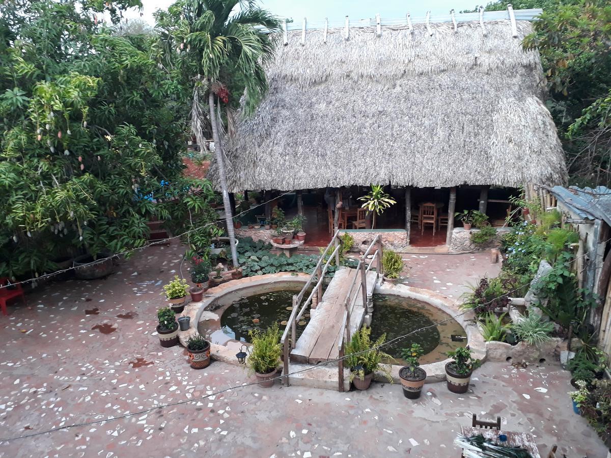 El Chac Mool Bed & Breakfast Santa Elena Dış mekan fotoğraf