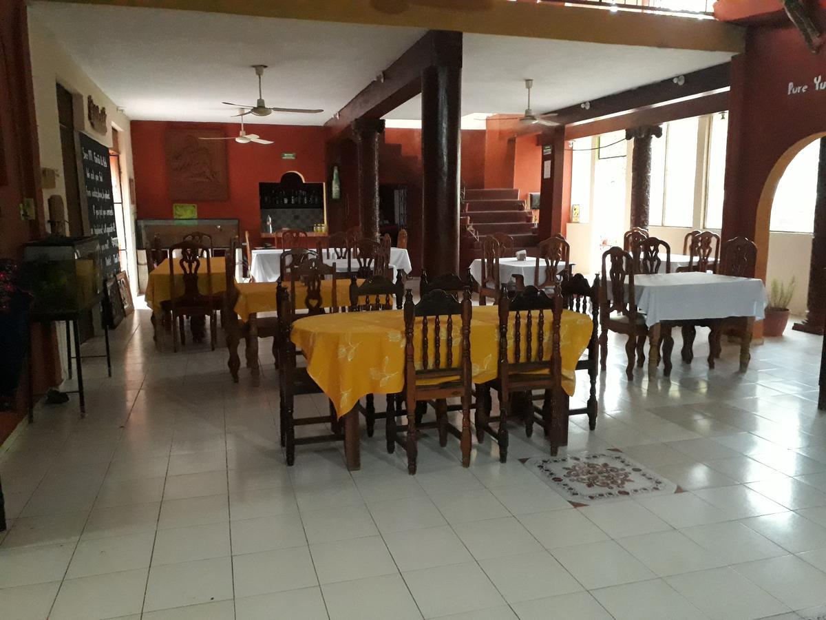El Chac Mool Bed & Breakfast Santa Elena Dış mekan fotoğraf